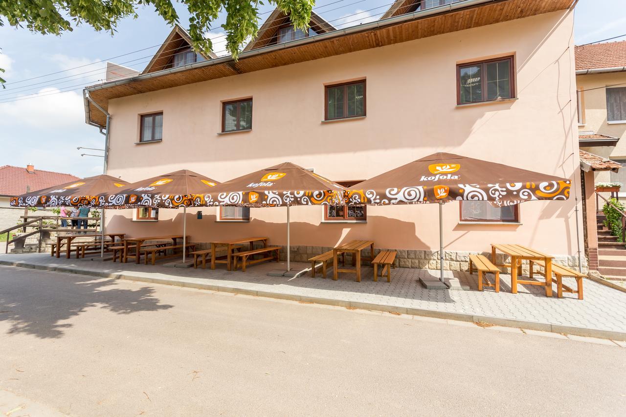 Penzion Šatovské lípy Exterior foto